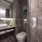 Hotel Noble Pangalti 5*