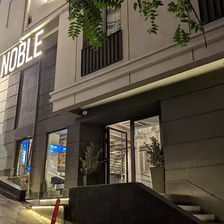 Noble Pangalti Hotel 5*