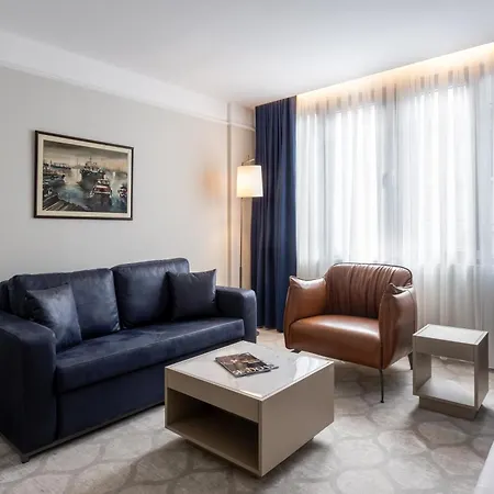 Hotel Noble Pangalti Estambul