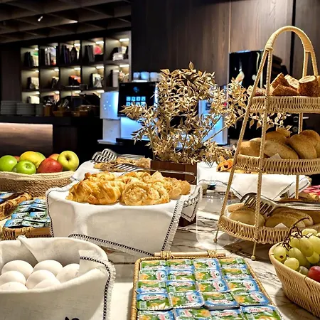 Noble Pangalti Hotel