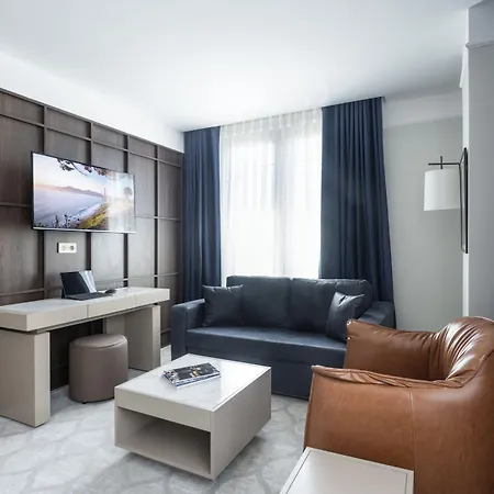 Hotel Noble Pangalti Stambuł