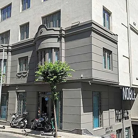 Hotel Noble Pangalti