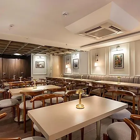 Noble Pangalti Hotel 5*