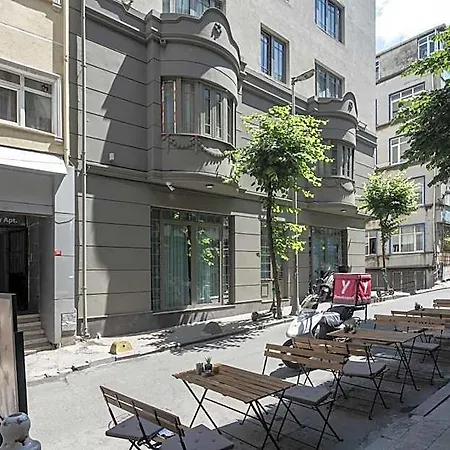 Hotel Noble Pangalti Istanbul