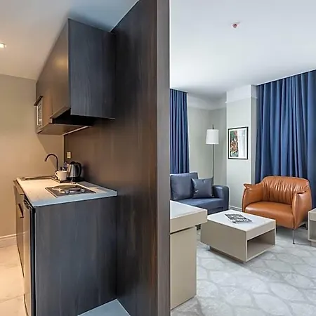 Noble Pangalti 5* Istanbul