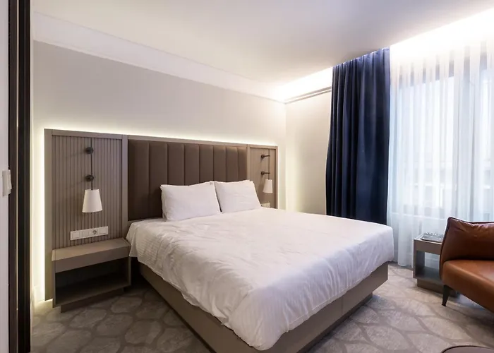 Noble Pangalti 5* Istanbul