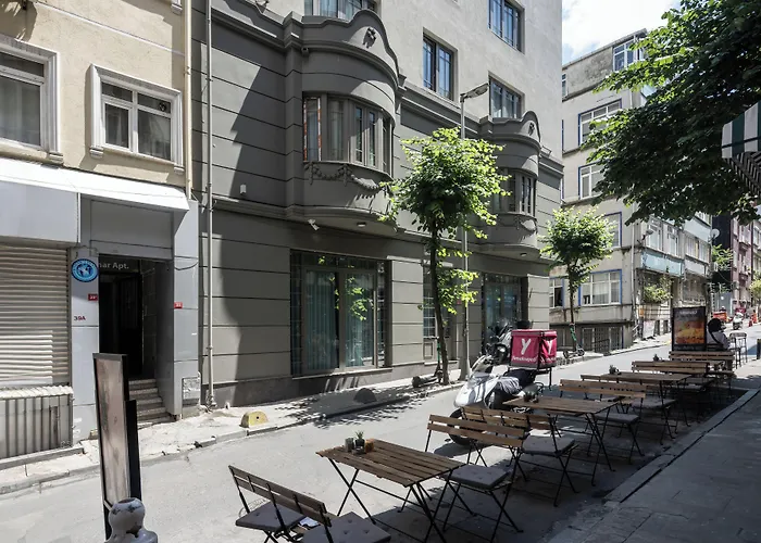 Noble Pangalti Hotel 5*