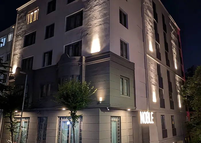 Noble Pangalti Hotel