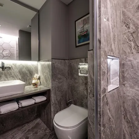 Hotell Noble Pangalti *
