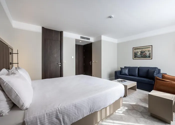 מלון Noble Pangalti