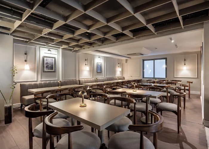 Noble Pangalti מלון איסטמבול